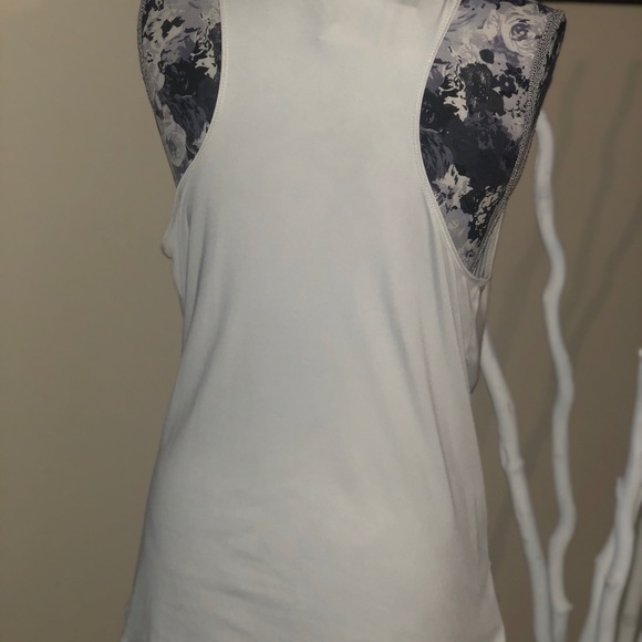 NWT Rachel Roy Top - Picture 4 of 8